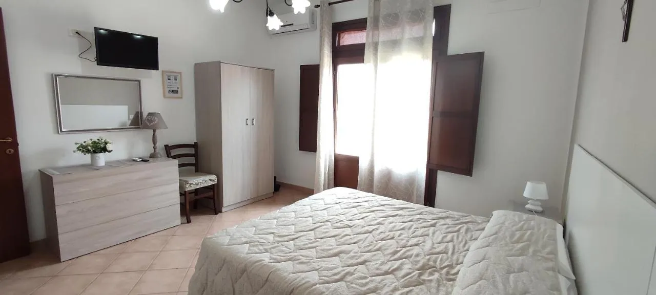 ***  Casolare Nelle Saline Bed & Breakfast Torre Nubia Italy