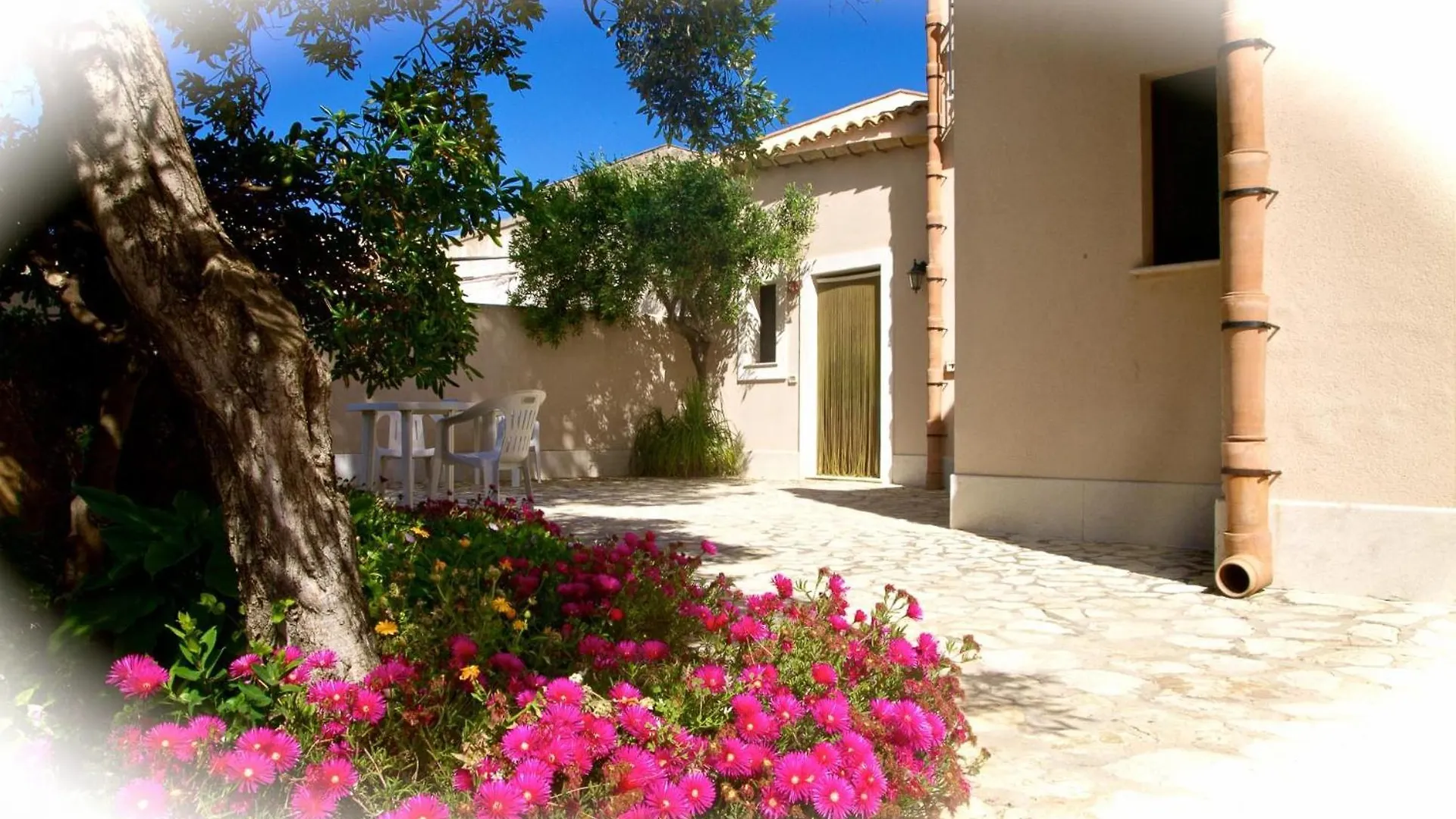 Casolare Nelle Saline Bed & Breakfast Torre Nubia