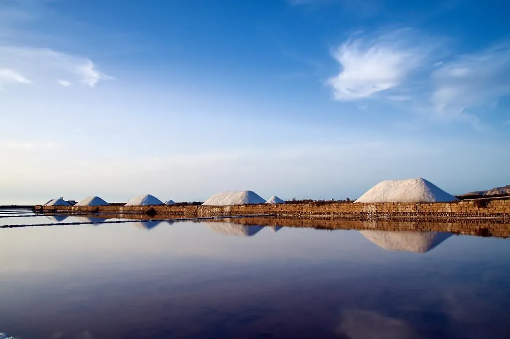 Casolare Nelle Saline Bed & Breakfast Torre Nubia 3*,