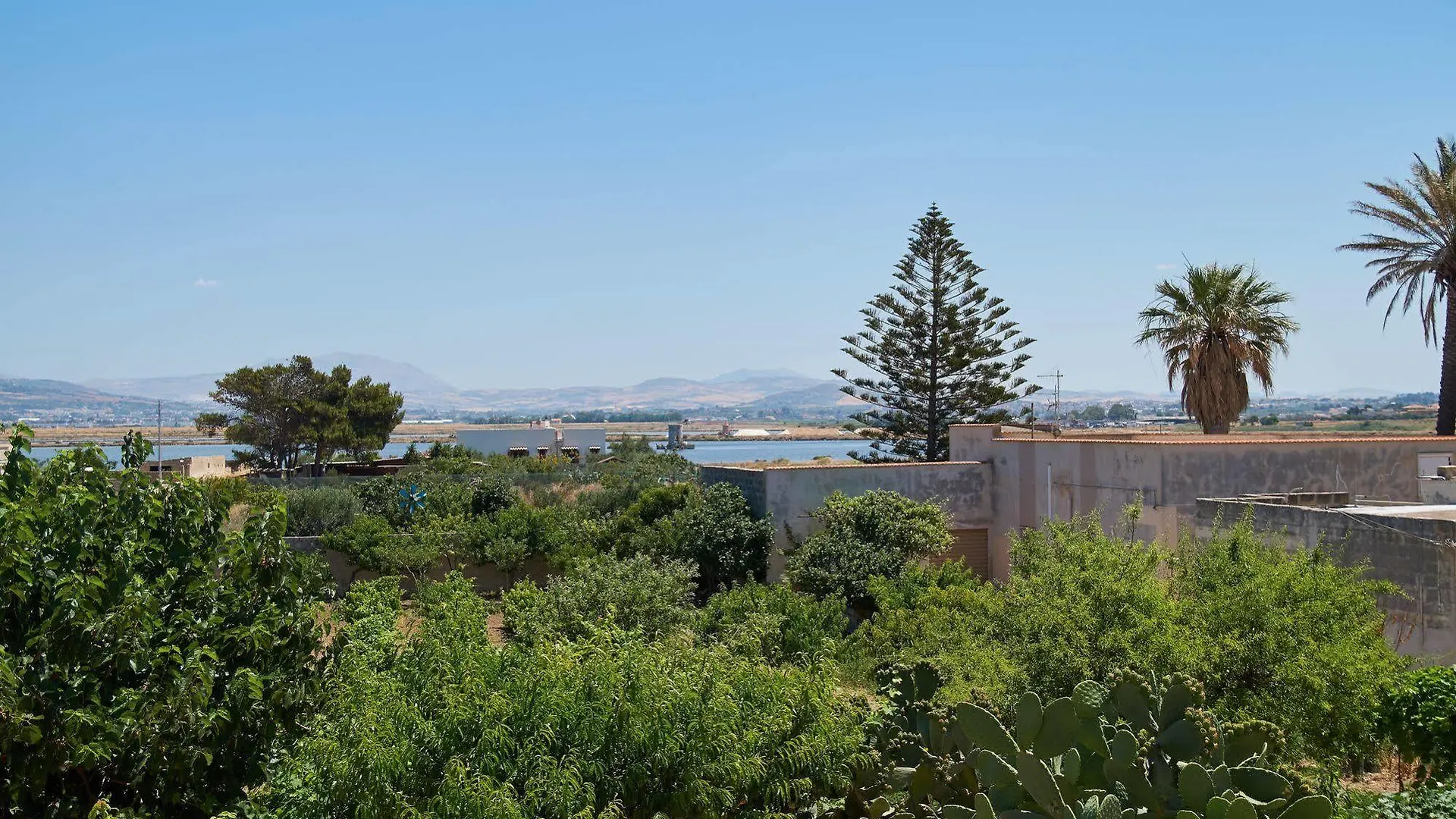 Casolare Nelle Saline Bed & Breakfast Torre Nubia